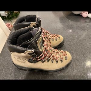 La Sportiva Mountaineering Boots